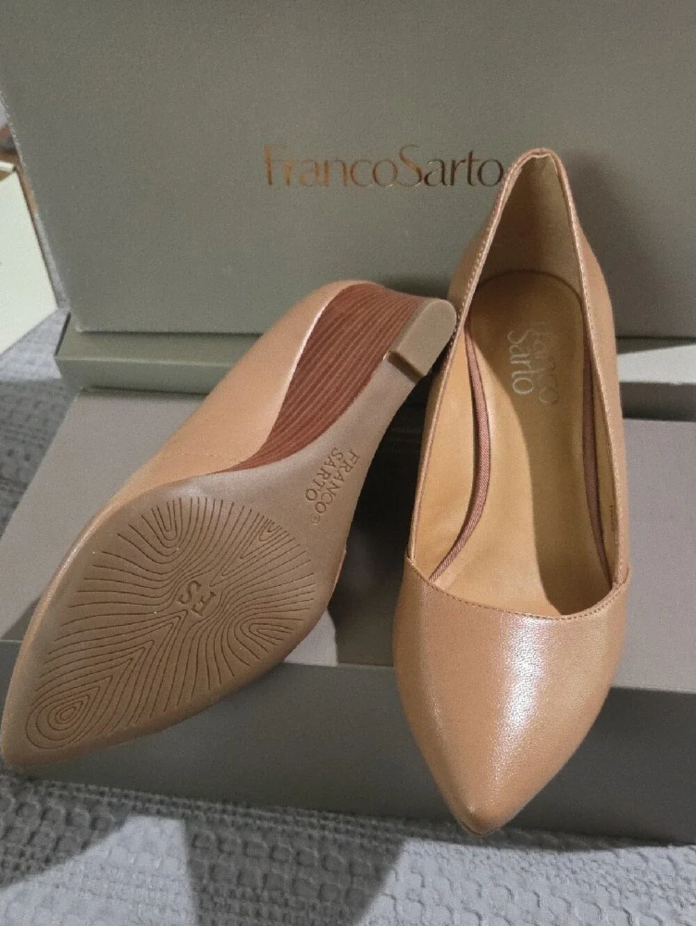 Franco Sarto Frankie, Cool Taupe Pointed Toe Wedge Pumps Size 6